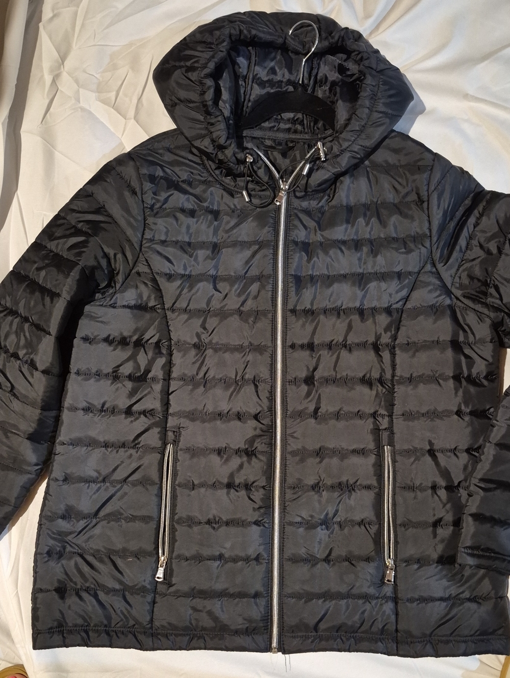 Women's Hooded Quilted Puffer Jacket — Black